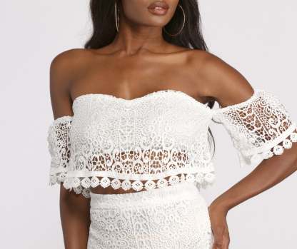 Off The Shoulder Crochet Crop Top - Lady Occasions