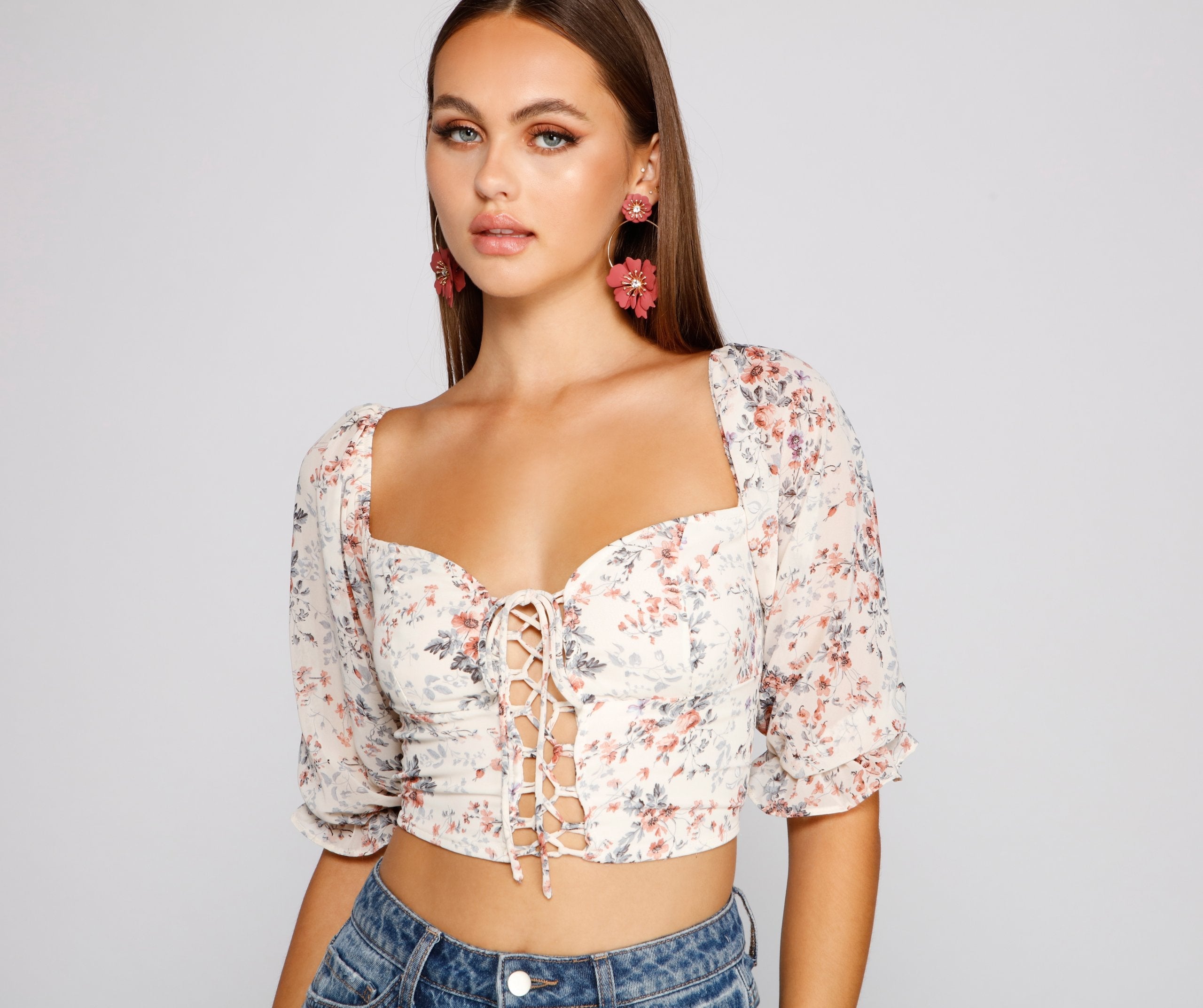 Darling Glam Floral Lace-Up Crop Top - Lady Occasions