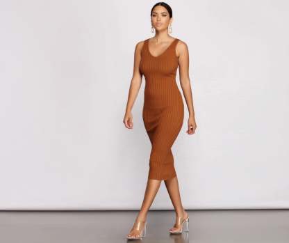 Keepin' Knit Chic Midi Sweater Dress - Lady Occasions