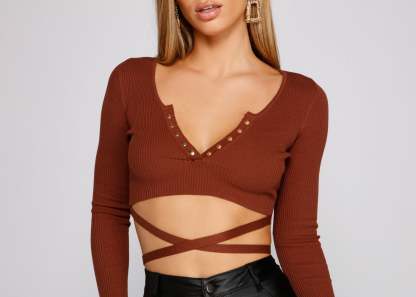 Sultry Basic Ribbed Knit Crop Top - Lady Occasions