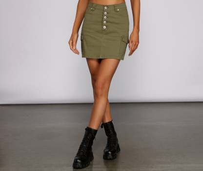 Essential Button Down Cargo Mini Skirt - Lady Occasions
