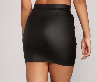 Edgy Glam Zip-Front Mini Skirt - Lady Occasions