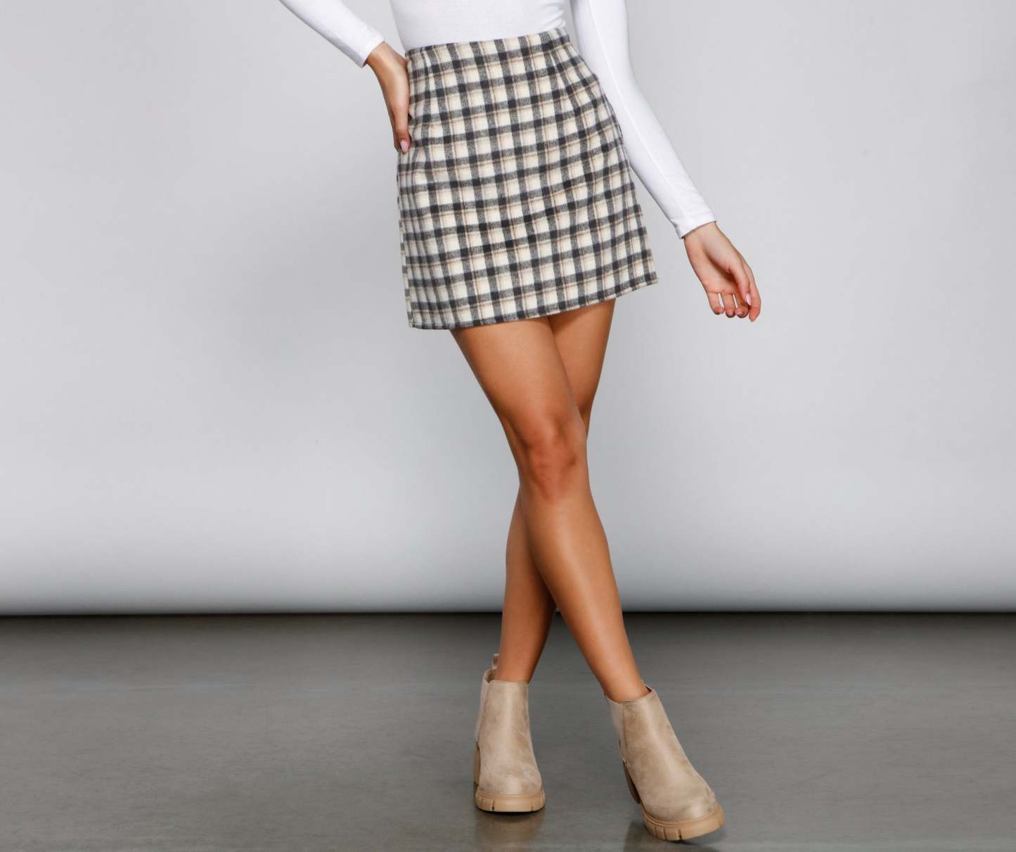 Preppy And Cute Plaid Mini Skirt - Lady Occasions