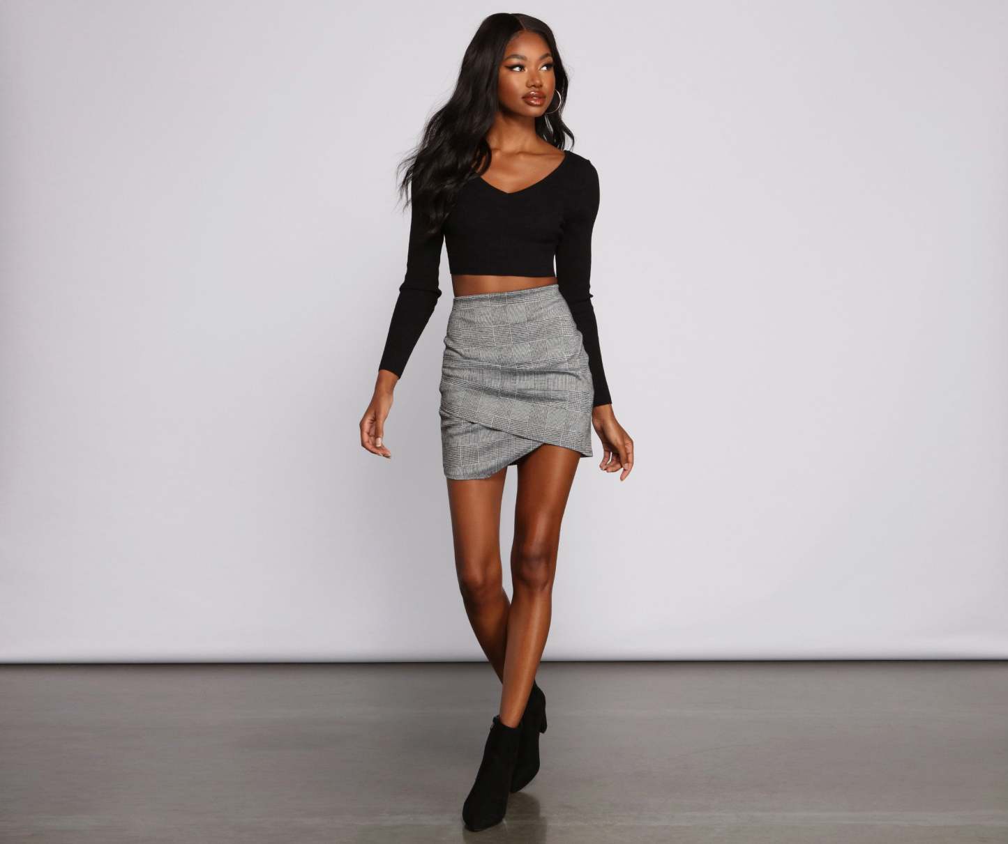 High Waist Asymmetrical Hem Mini Skirt - Lady Occasions