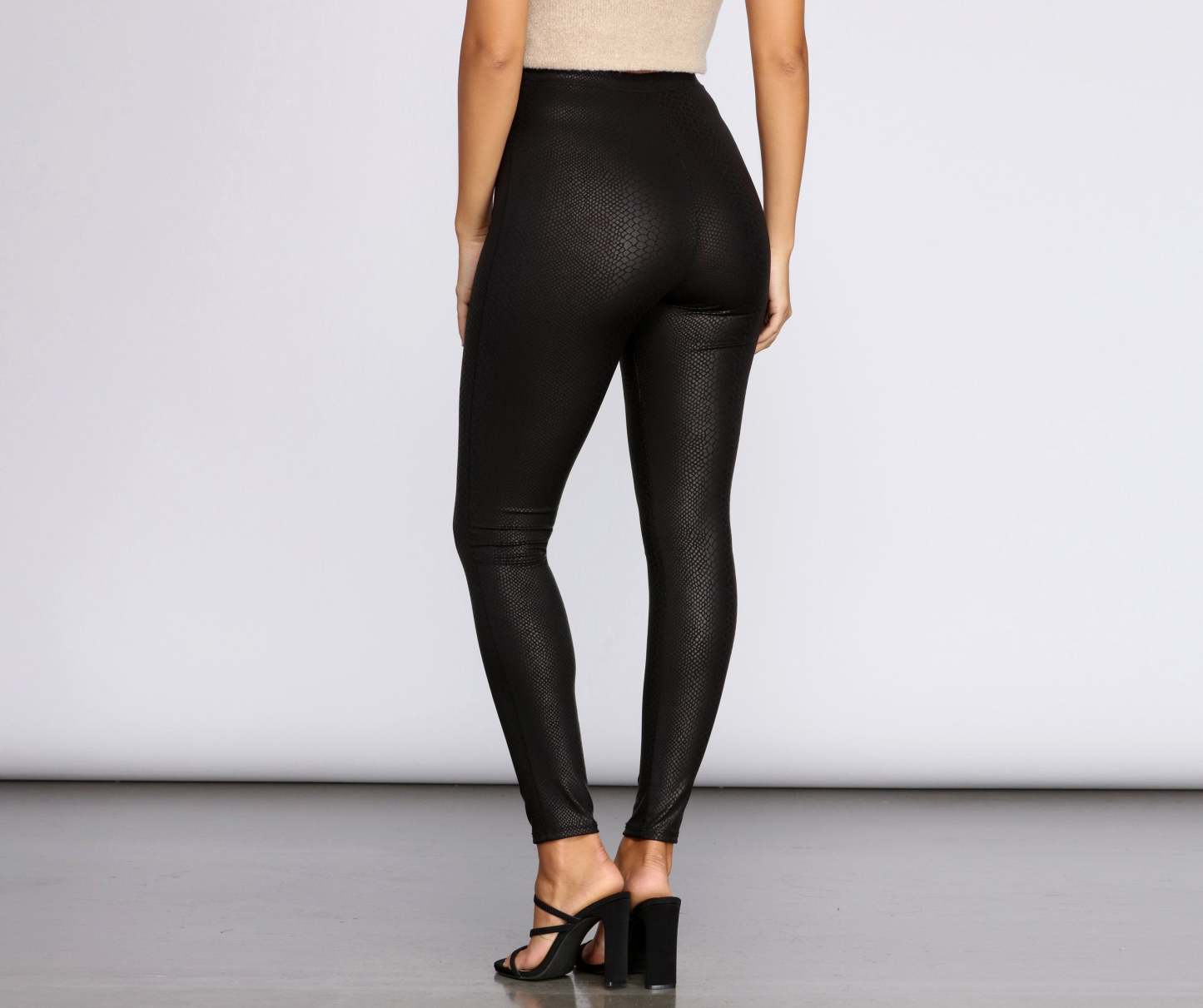 Embossed Snake Leggings - Lady Occasions