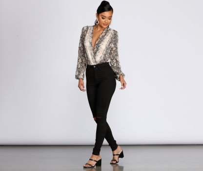 High Rise Slit Skinny Jeans - Lady Occasions