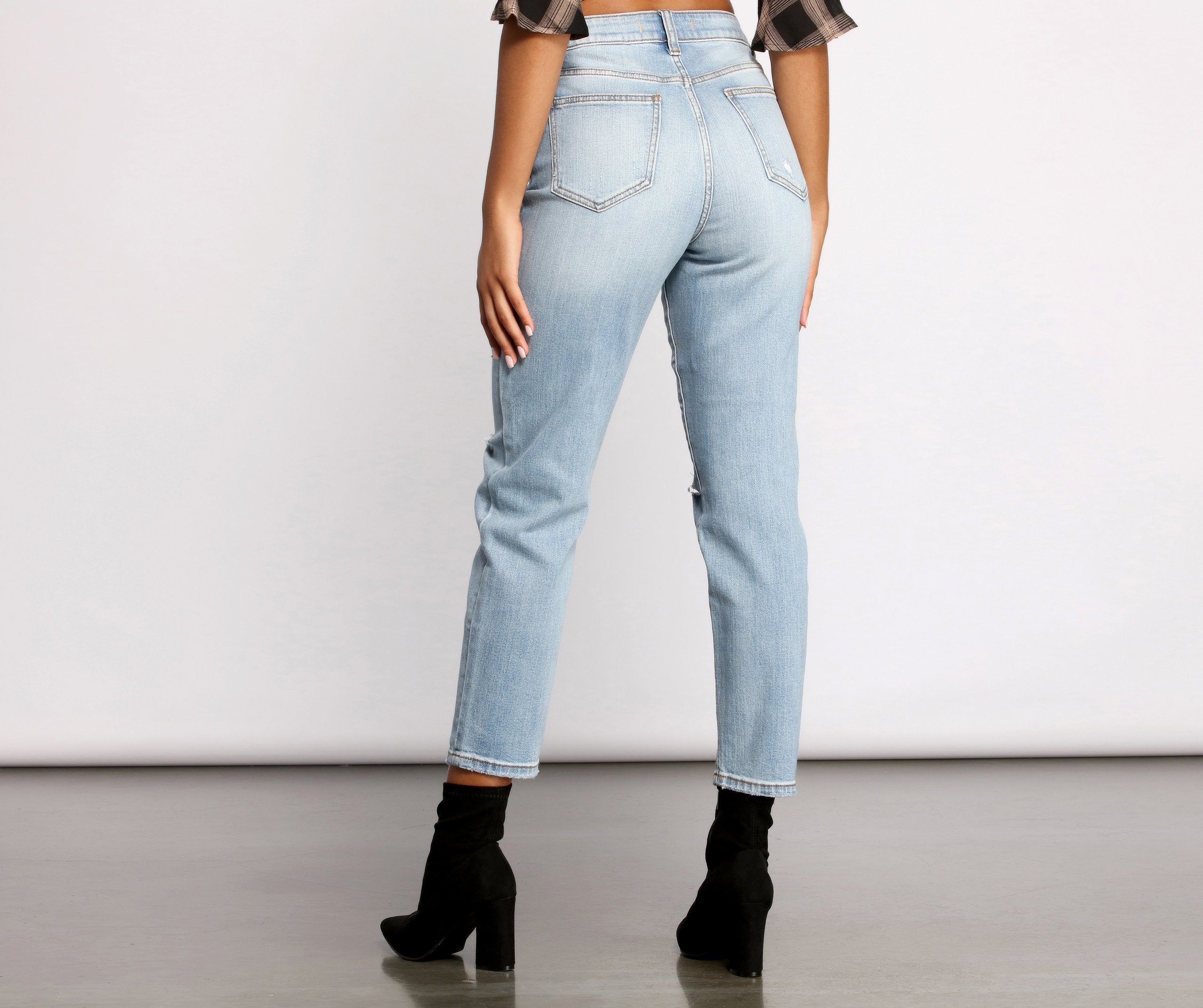 Tobi Super High Rise Cropped Mom Jeans - Lady Occasions