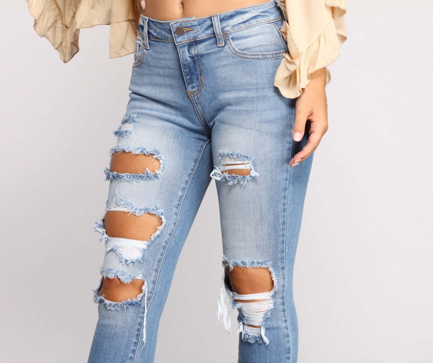 Mid Rise Frayed Cropped Skinny Jeans - Lady Occasions