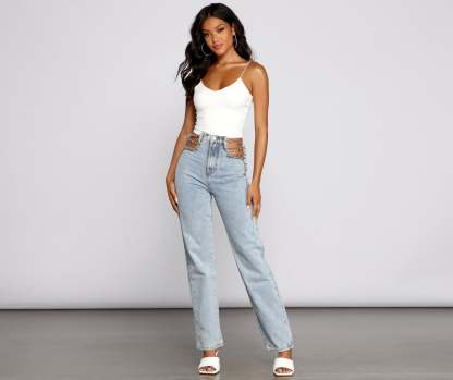 High-Rise Chic Chain Waist Boyfriend Jeans - Lady Occasions