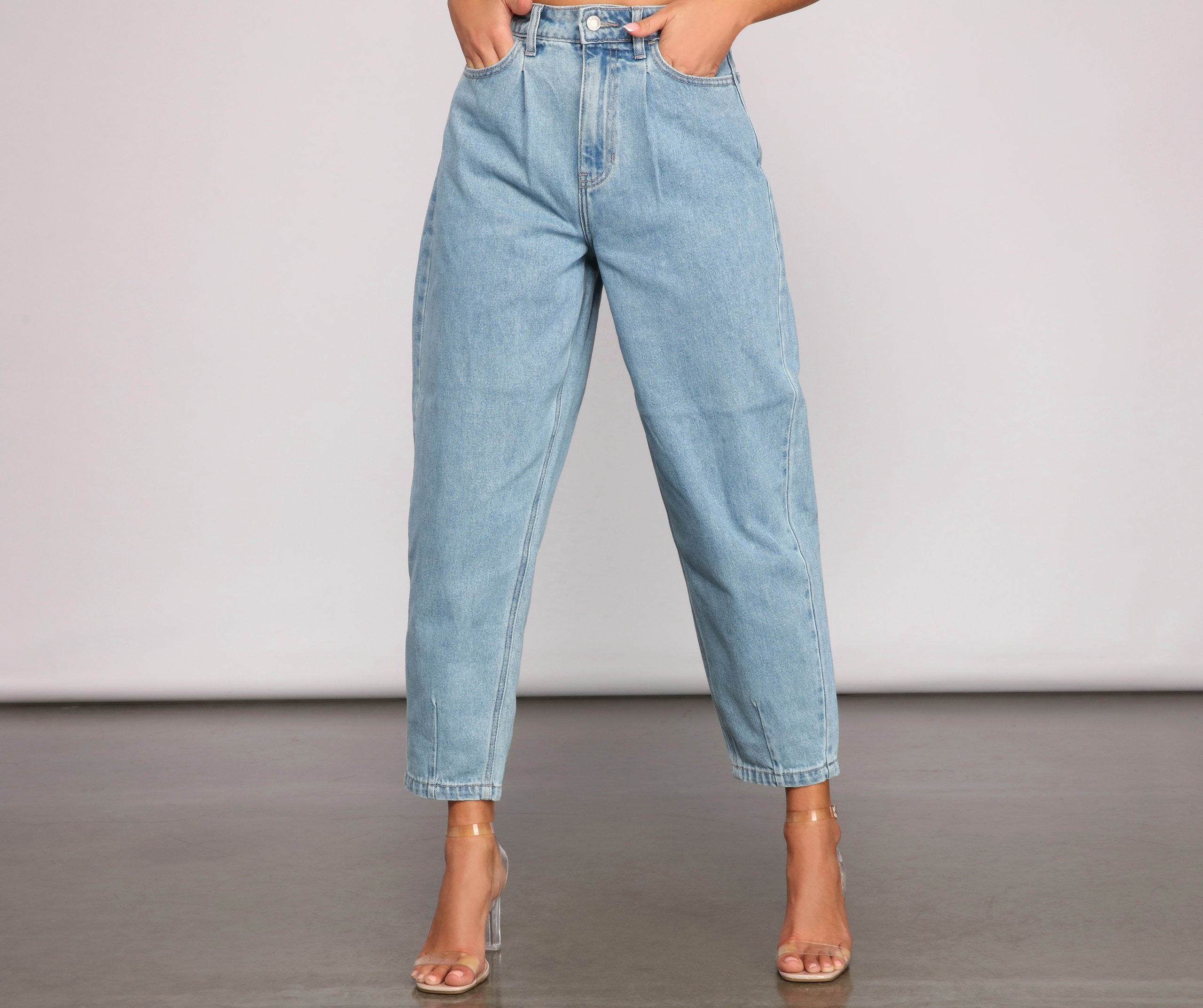 Essential High Rise Balloon Jeans - Lady Occasions