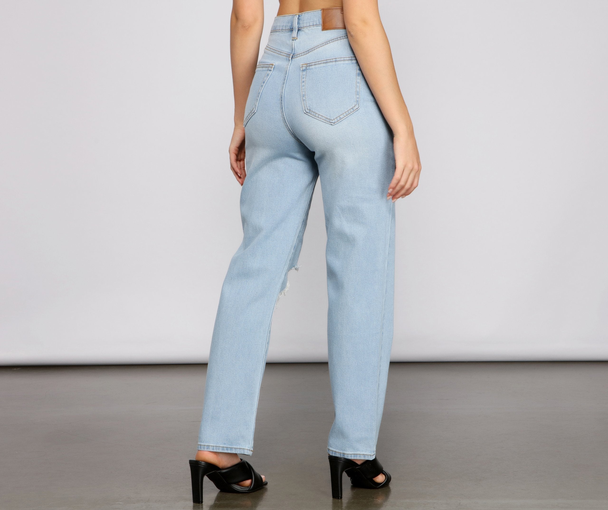 Iconic High Rise Destructed Boyfriend Jeans - Lady Occasions