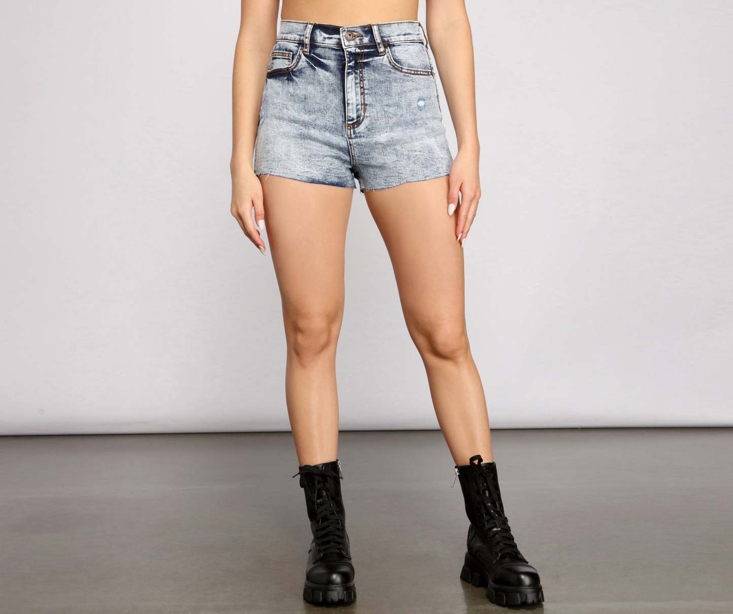 Vintage Vibes Acid Wash Denim Shorts - Lady Occasions