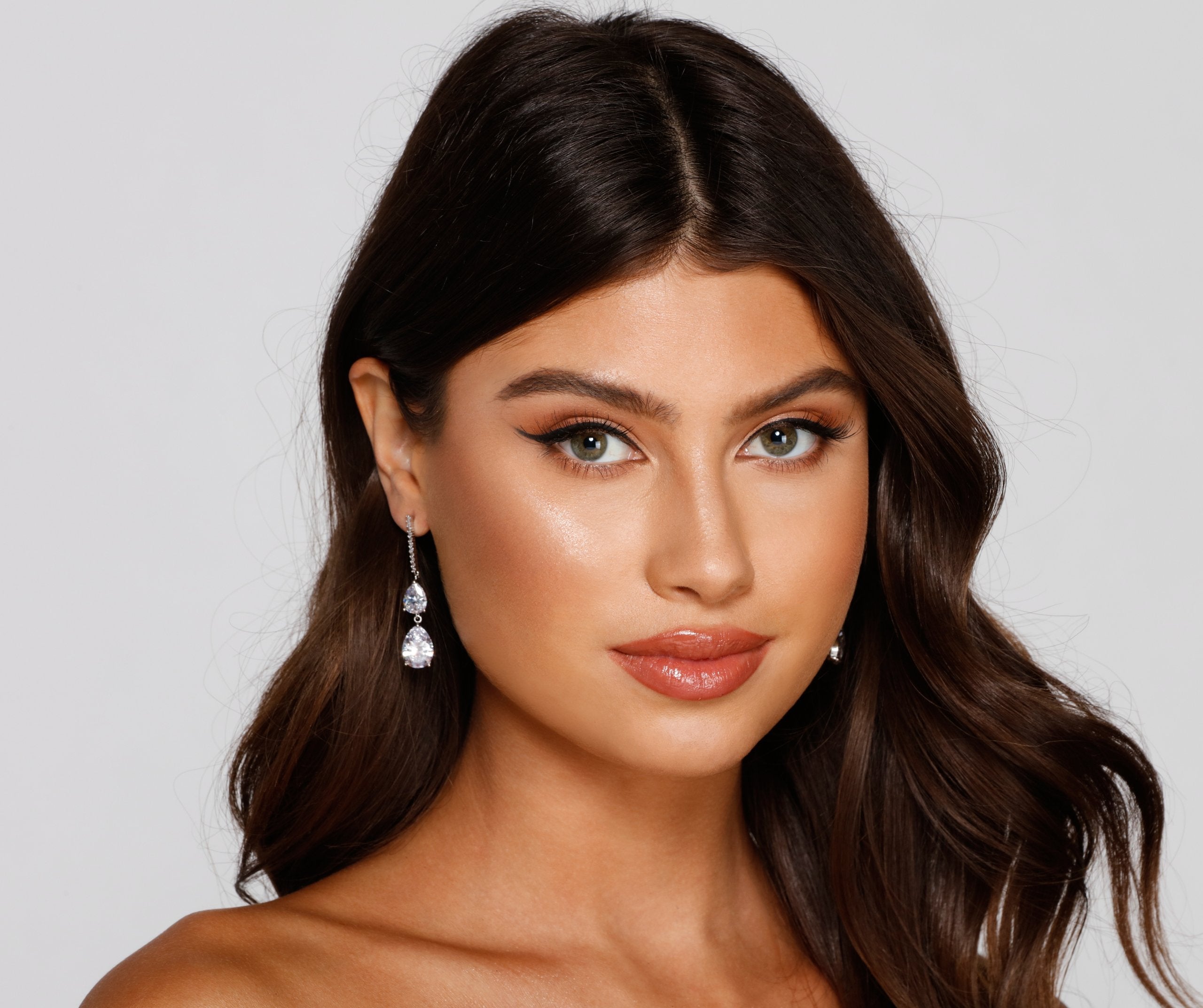 Mesmerizing Shine Cubic Zirconia Teardrop Earrings - Lady Occasions