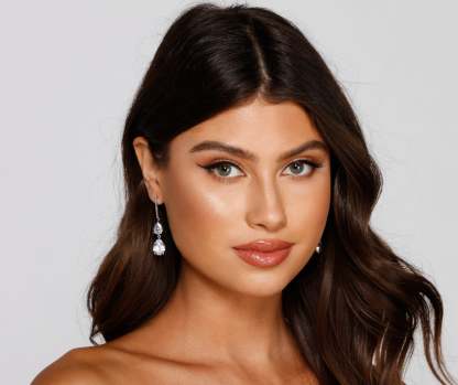Mesmerizing Shine Cubic Zirconia Teardrop Earrings - Lady Occasions
