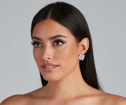 Gorgeous Glow Flower Cluster Stud Earrings - Lady Occasions