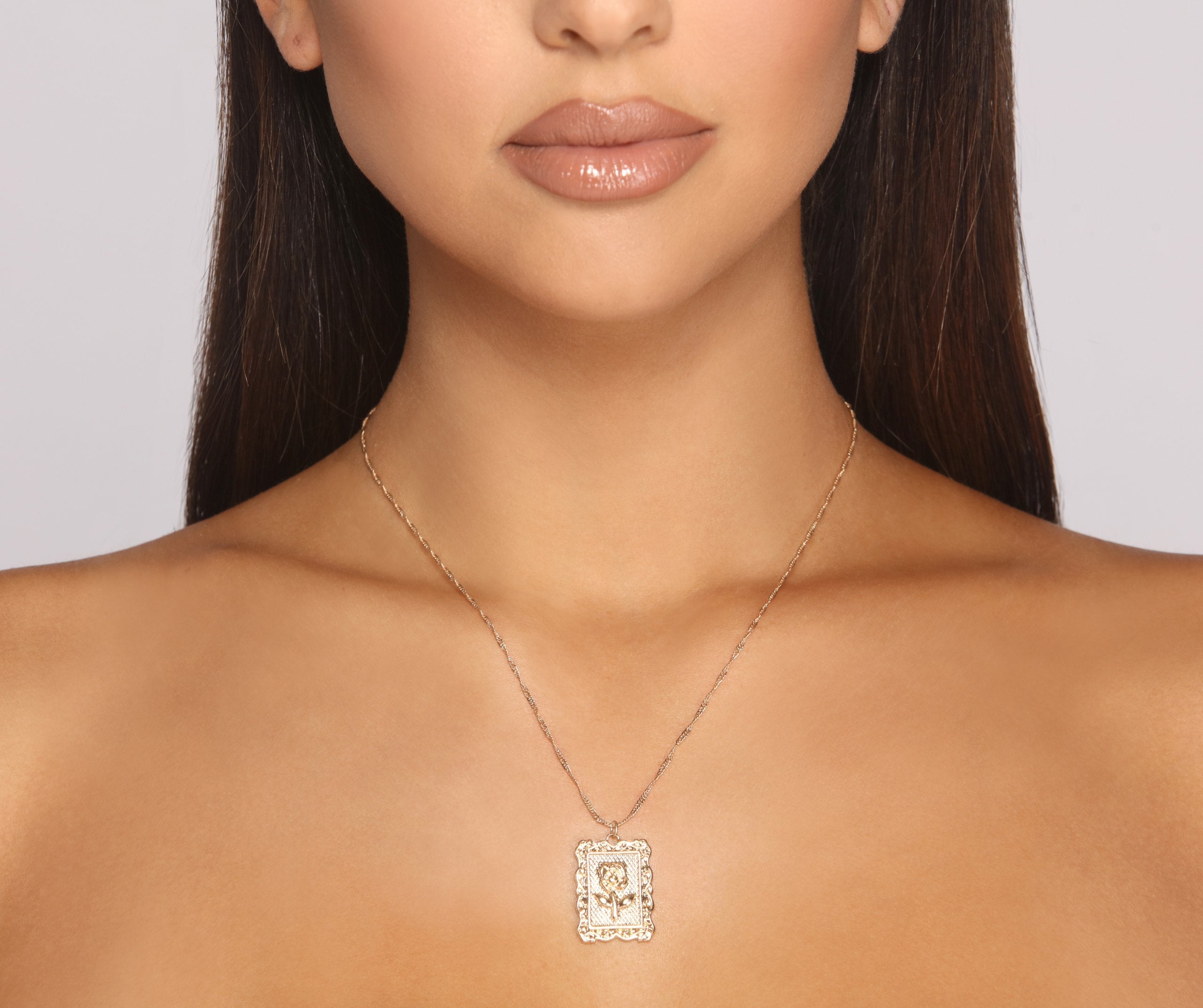Rose Pendant Dainty Chain Necklace - Lady Occasions