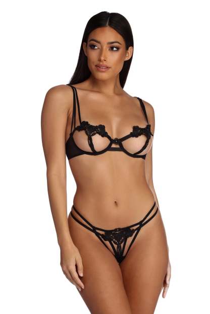 Just Enough Lingerie Set - Lady Occasions