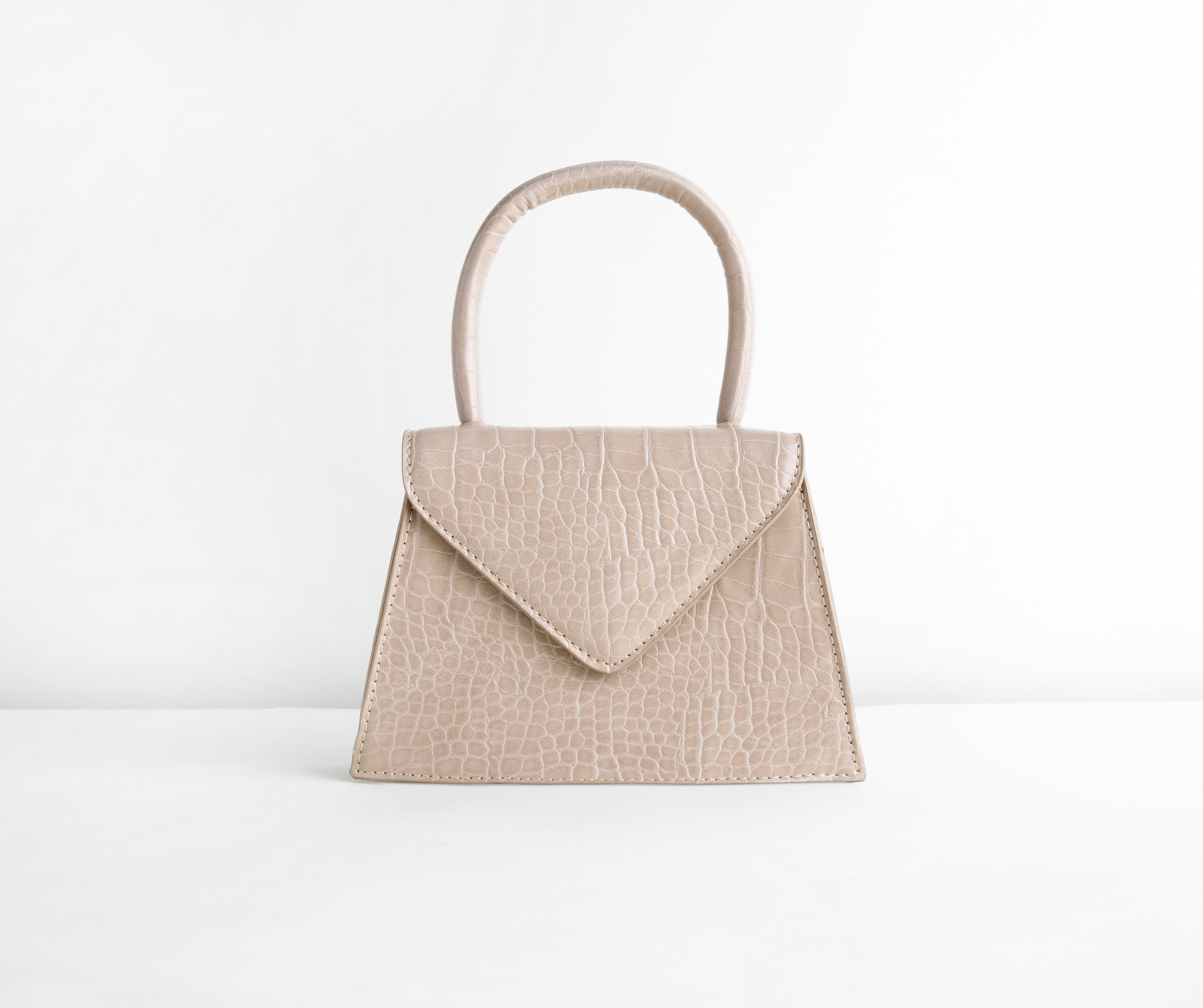 Dile Me In Mini Purse - Lady Occasions
