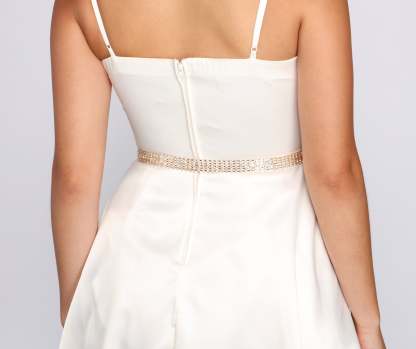 O-Ring Rhinestone Belt - Lady Occasions