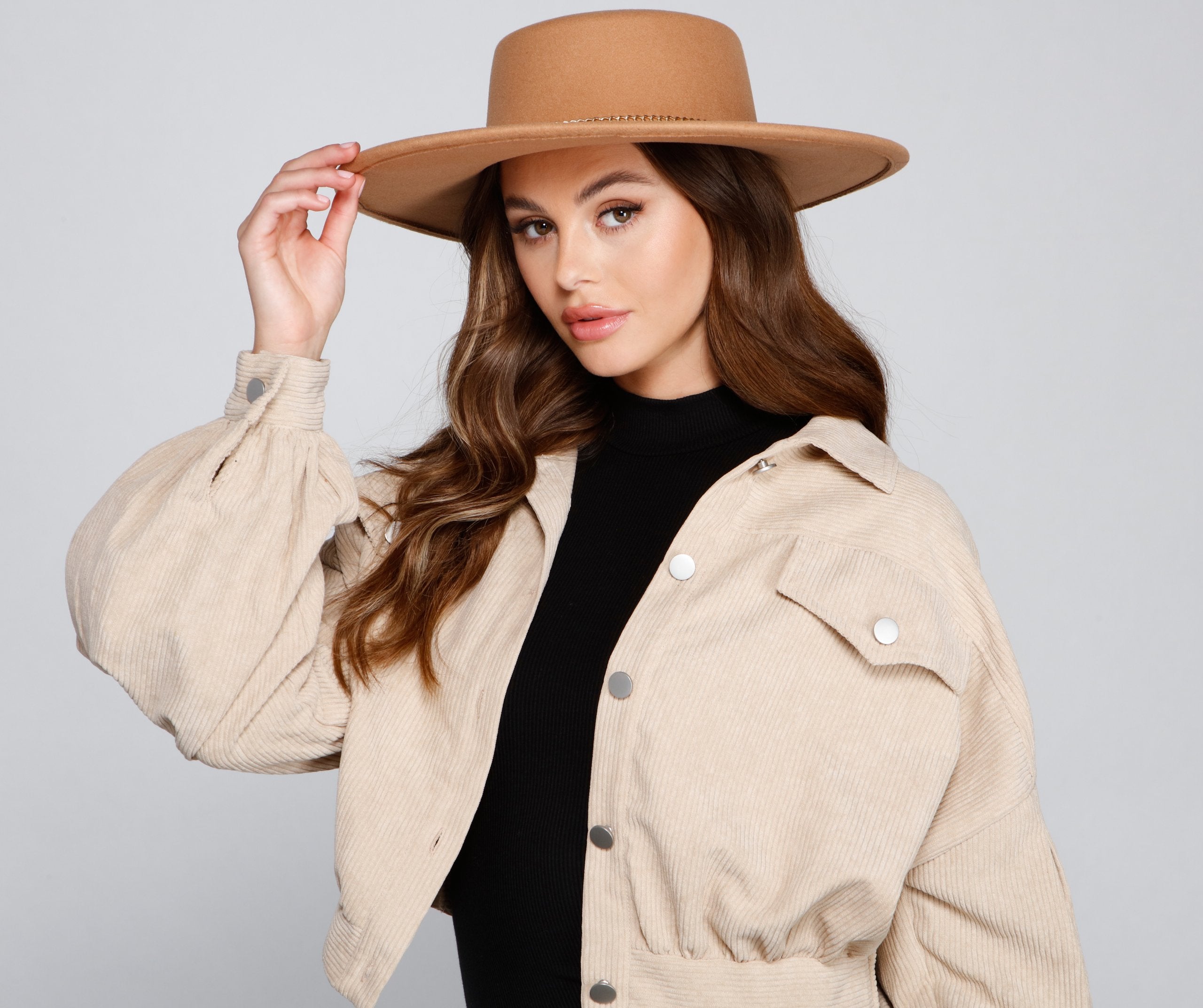 Chic Chain Detail Boater Hat - Lady Occasions
