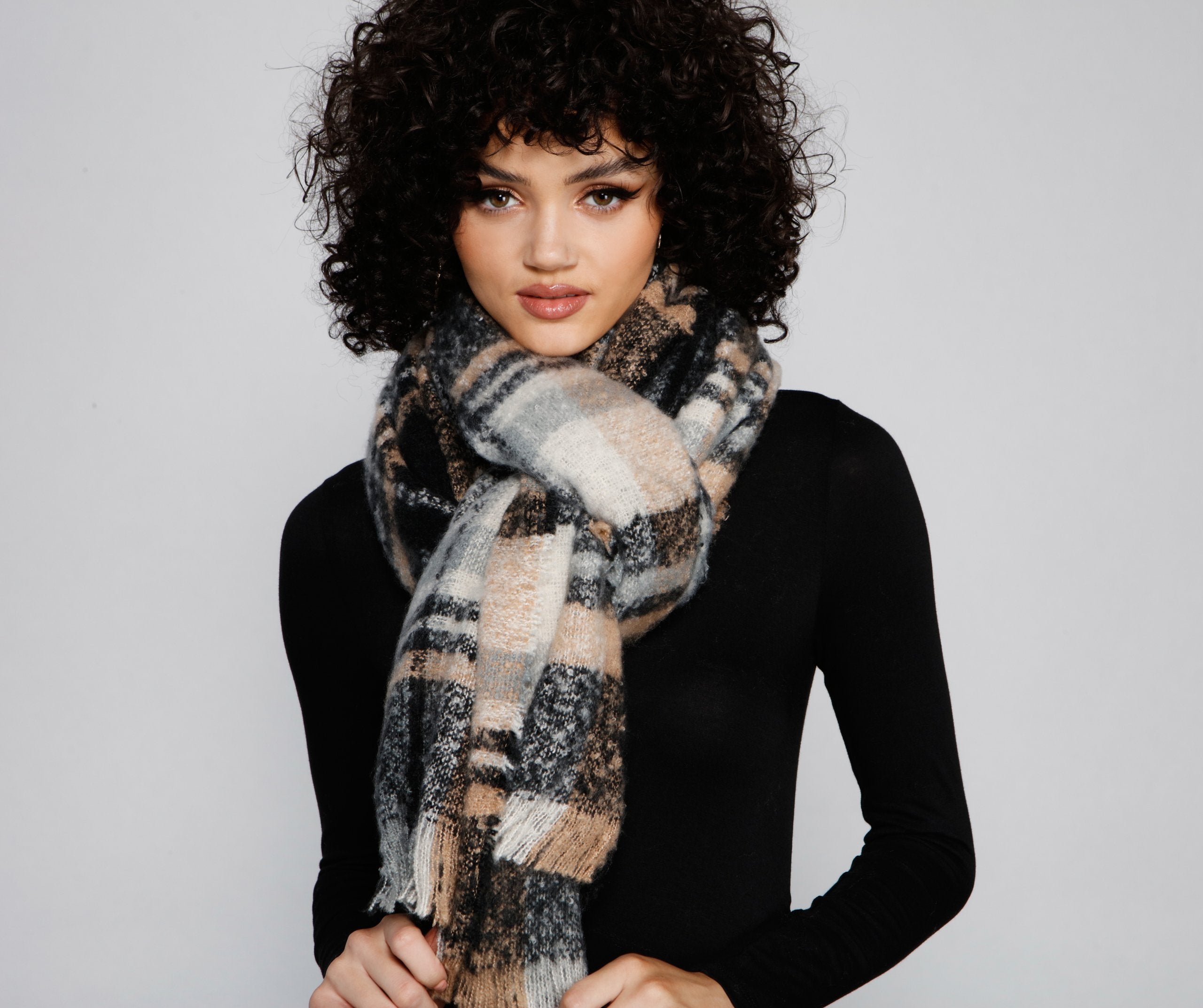 Plaid Cozy Frayed Blanket Scarf - Lady Occasions