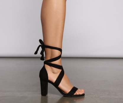 Lace Up Glamour Block Heel - Lady Occasions