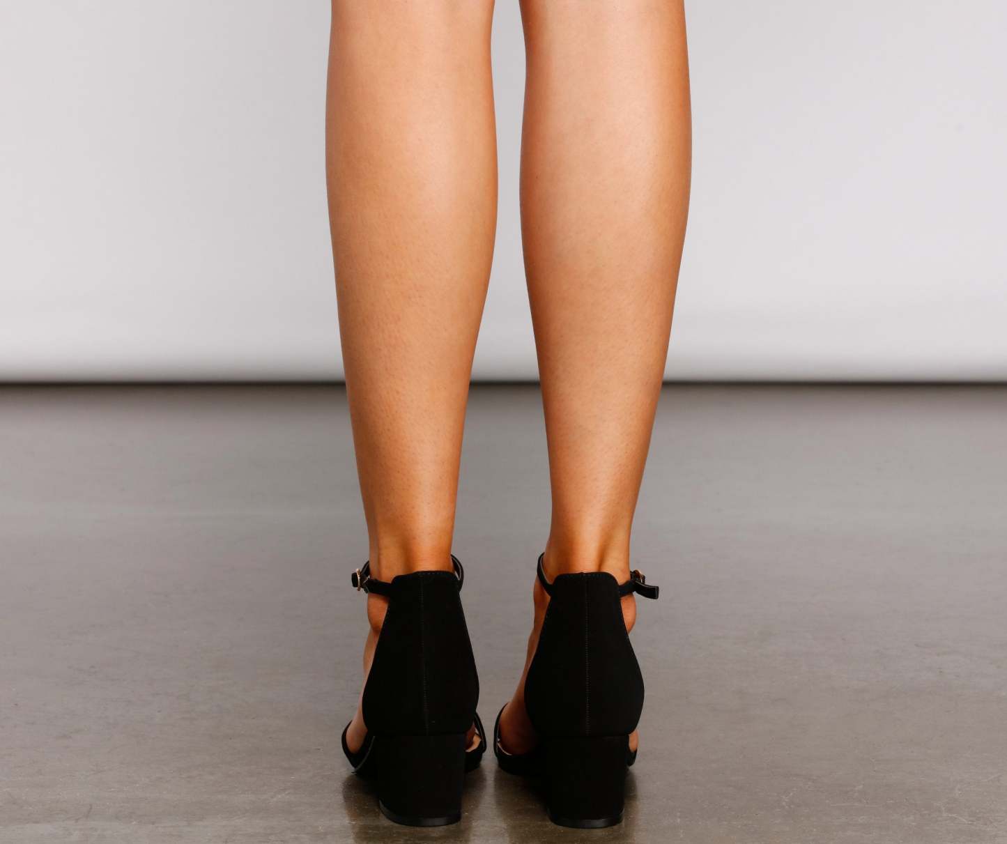 Get It Girl Classic Short Block Heels - Lady Occasions