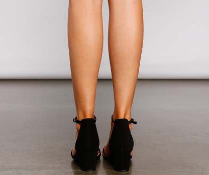 Get It Girl Classic Short Block Heels - Lady Occasions
