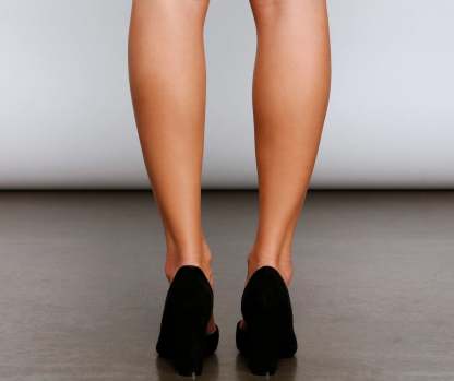 Forever Chic Pointed Toe Pumps - Lady Occasions