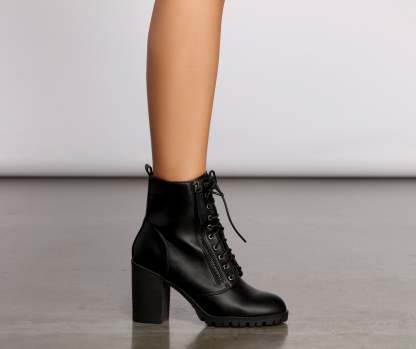 Trendy Moves Lace-Up Combat Booties - Lady Occasions