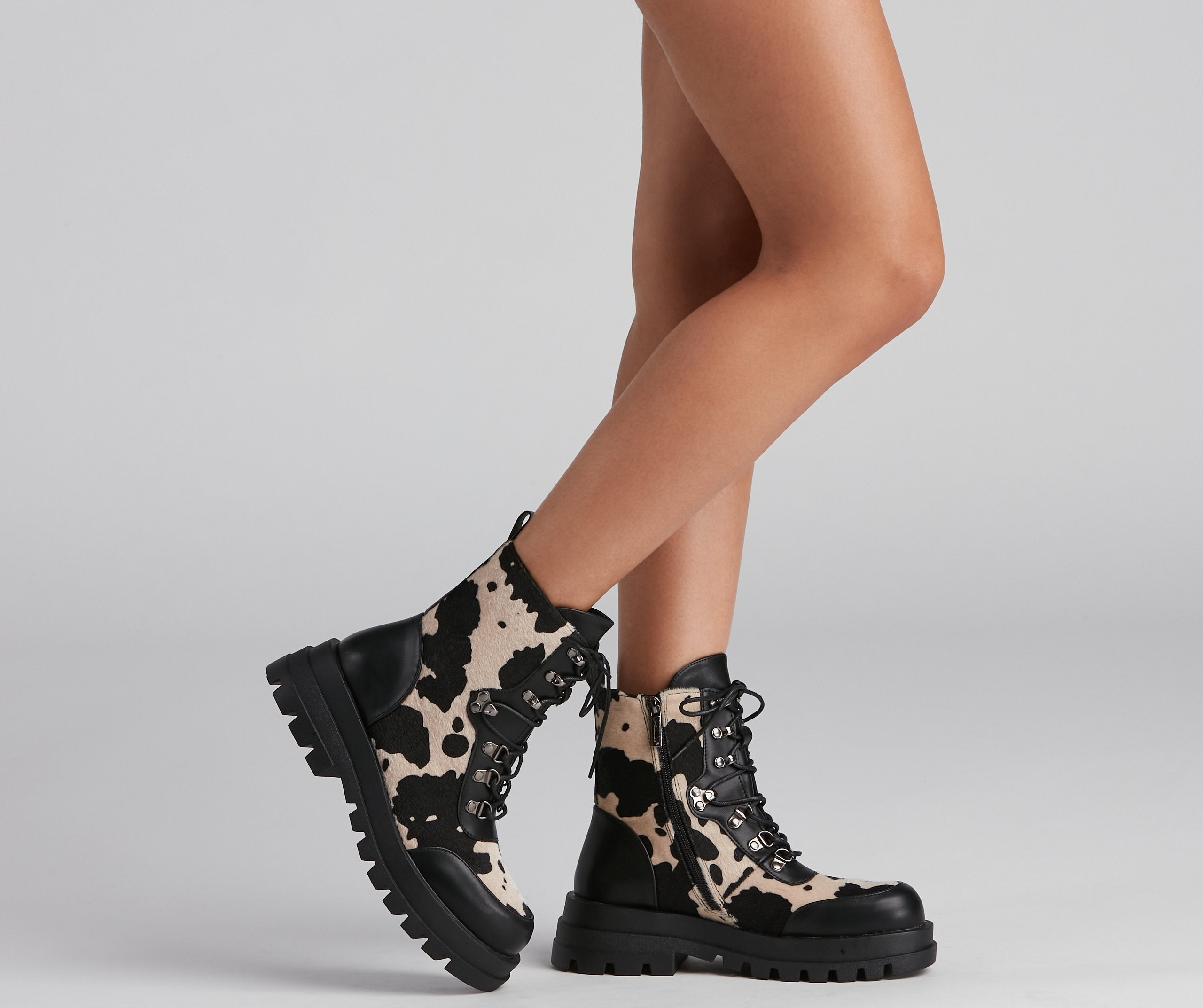 Don't Have A Cow Lug Booties - Lady Occasions