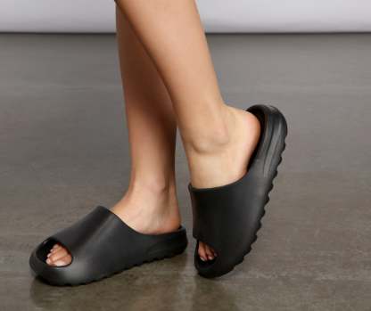 Essential Basic Lug Sole Slides - Lady Occasions