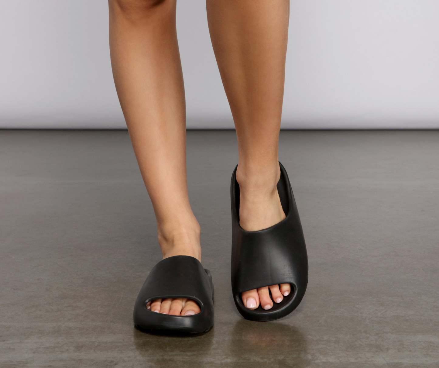 Essential Basic Lug Sole Slides - Lady Occasions