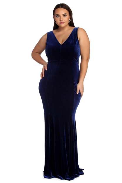 Plus Zariah Formal Velvet Dress - Lady Occasions