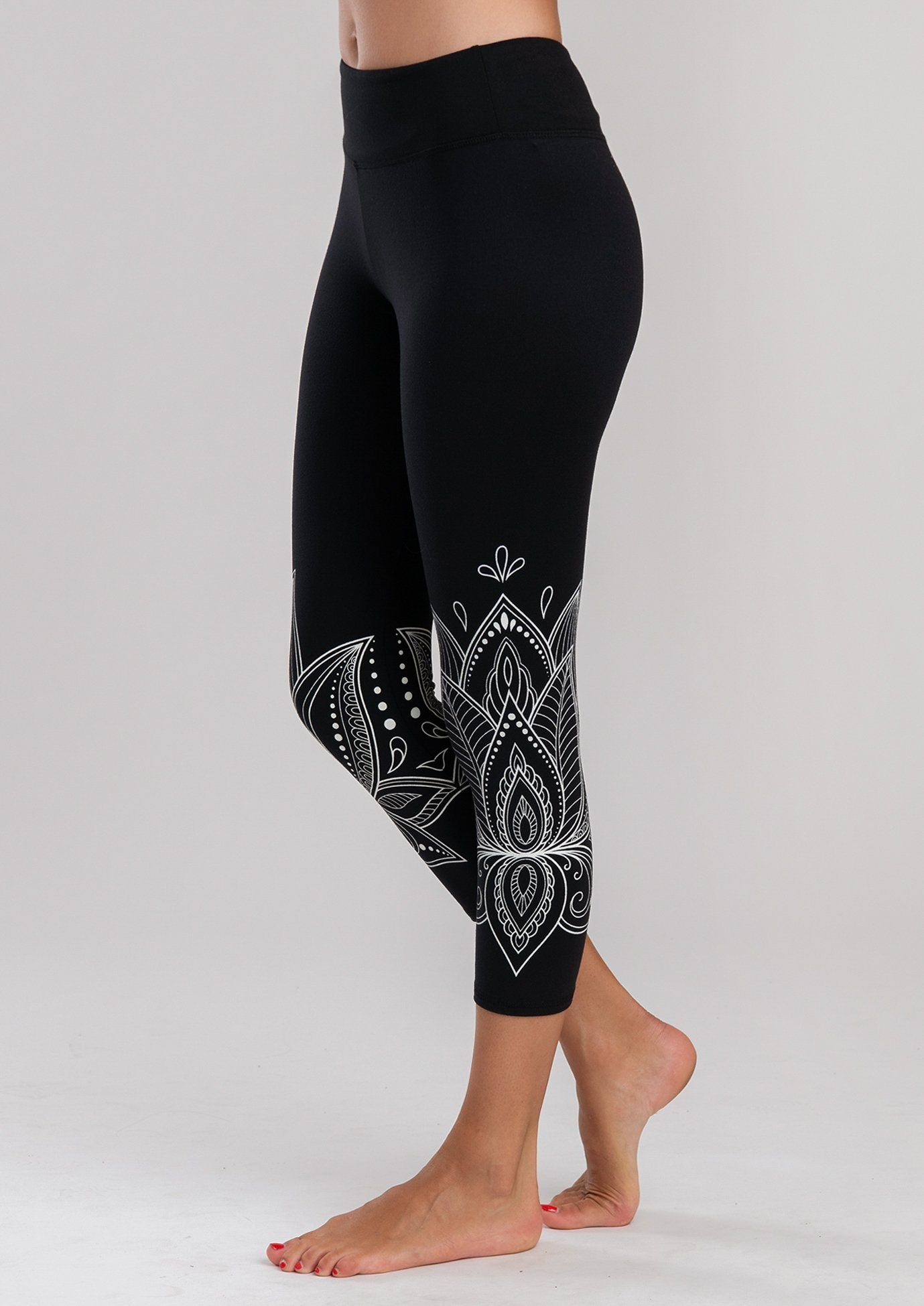 Lily Lotus Capri - Lady Occasions
