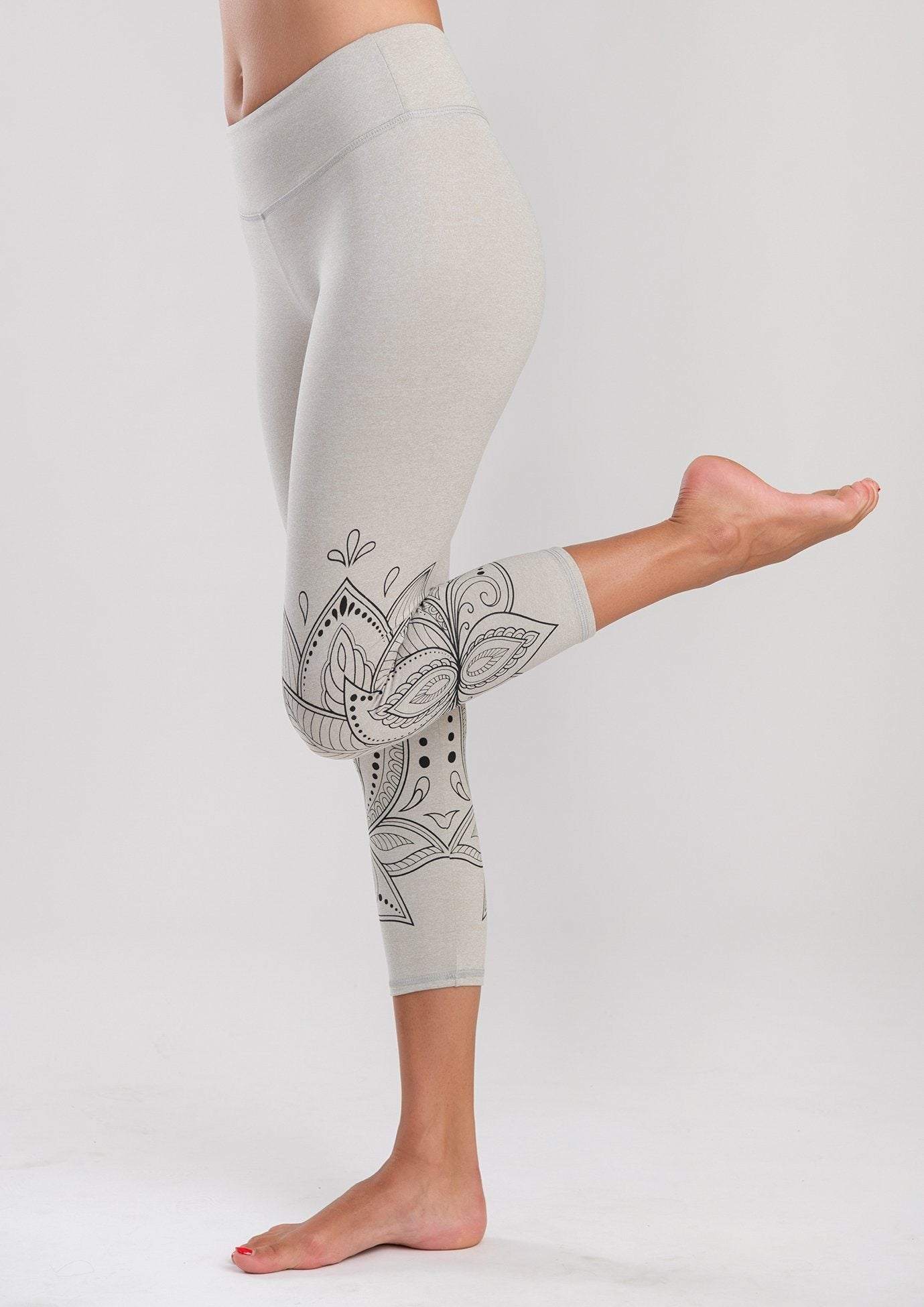 Lily Lotus Capri - Lady Occasions