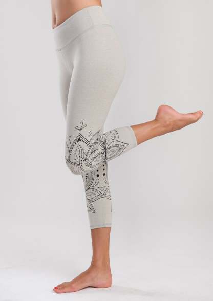 Lily Lotus Capri - Lady Occasions