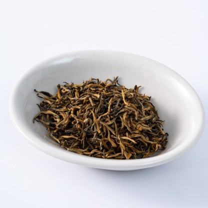 2025 First Grade Golden Tips Black Tea – Premium Quality with Smooth Flavor (300g)