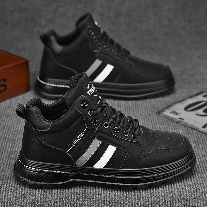 Pantofi înalți pentru bărbați