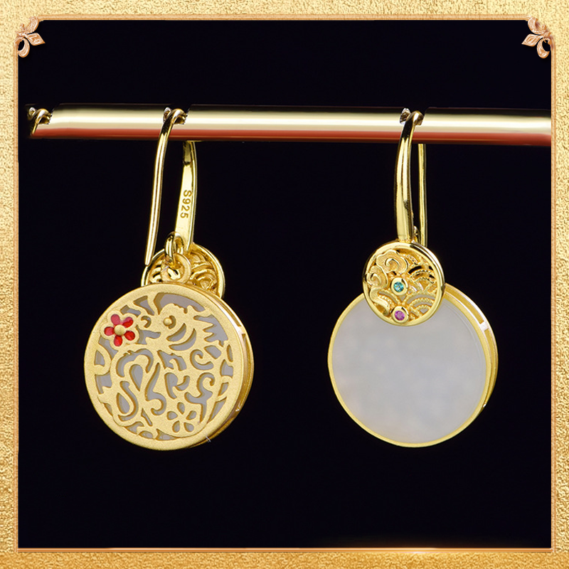 the first display of the chinese zodiac earrings