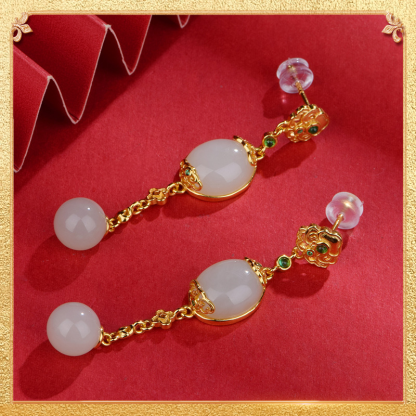 the second display of the auspicious clouds earrings