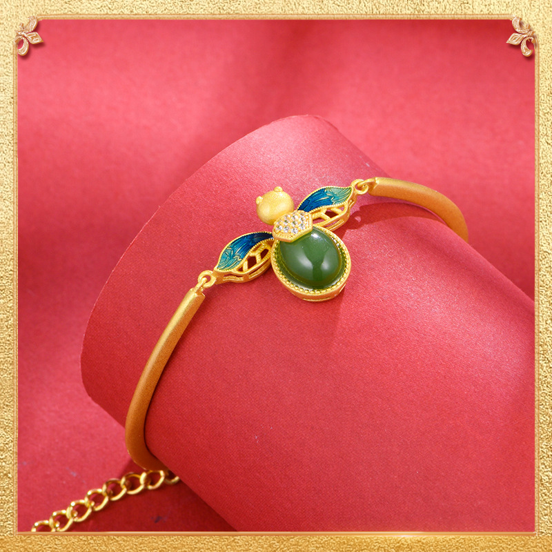 the first display of the bee bracelet