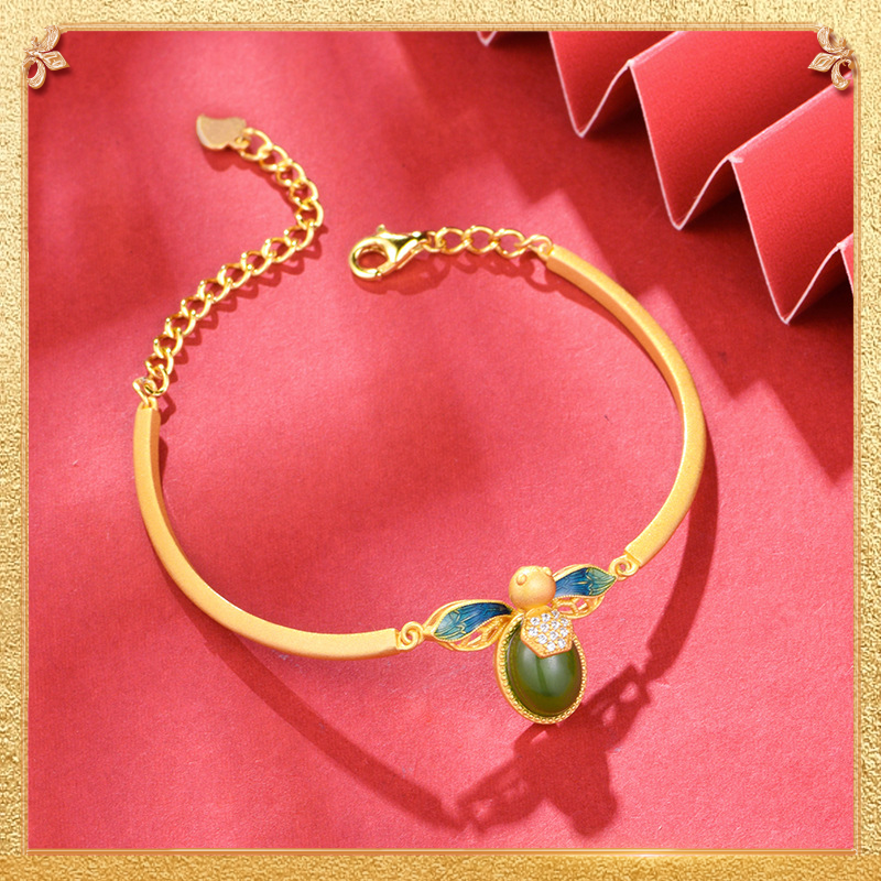 the first display of the bee bracelet