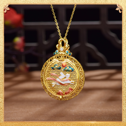 Close-up of the back side of the Chang'E pendant