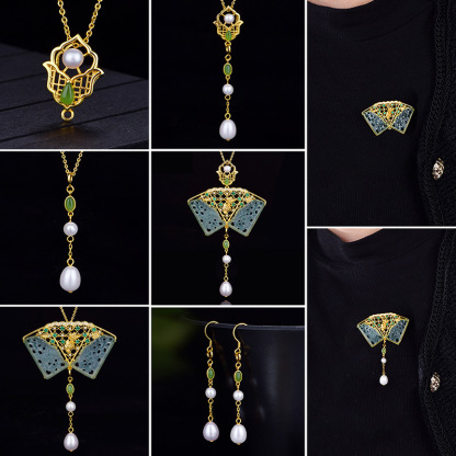 Jadeite "Fan Edge Treasure" 2-in-1 Brooch/Pendant (Model K3835)