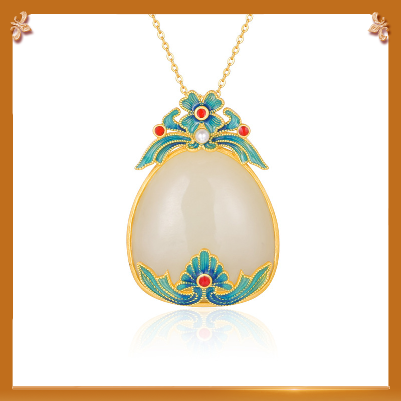 close-up shot display of the woman flowers pendant