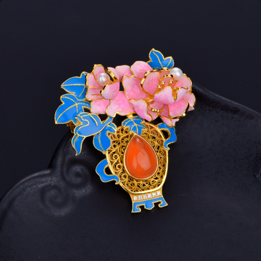 Southern Red Agate "Treasure Vase" Brooch/Pendant (Model K3485)