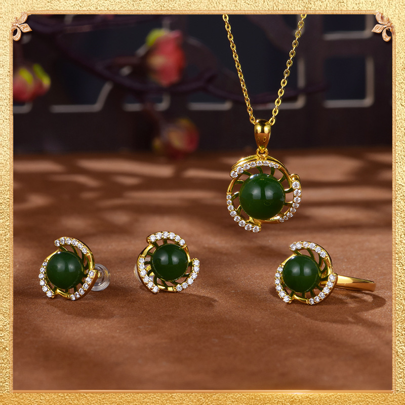 Starlight Ring - Adorn your fingers with its ingeniously crafted charm