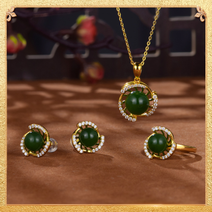 Starlight Ring - Adorn your fingers with its ingeniously crafted charm