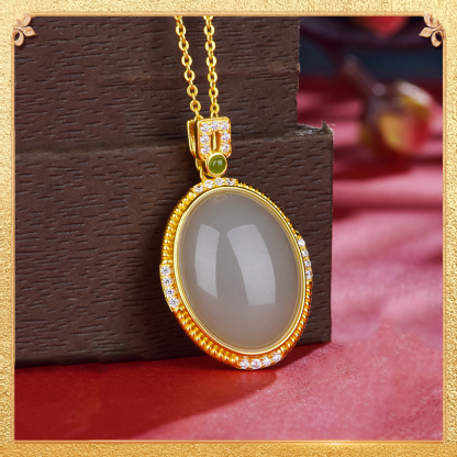 the second display of the auspicious fortune pendant